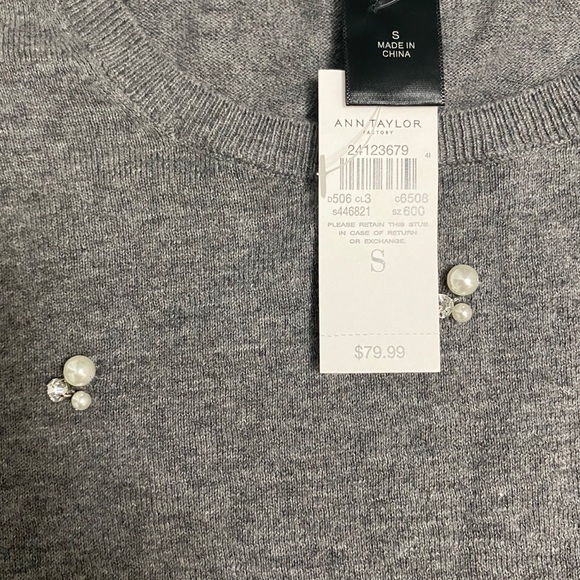 NWT Ann Taylor sweater size small - Picture 2 of 4
